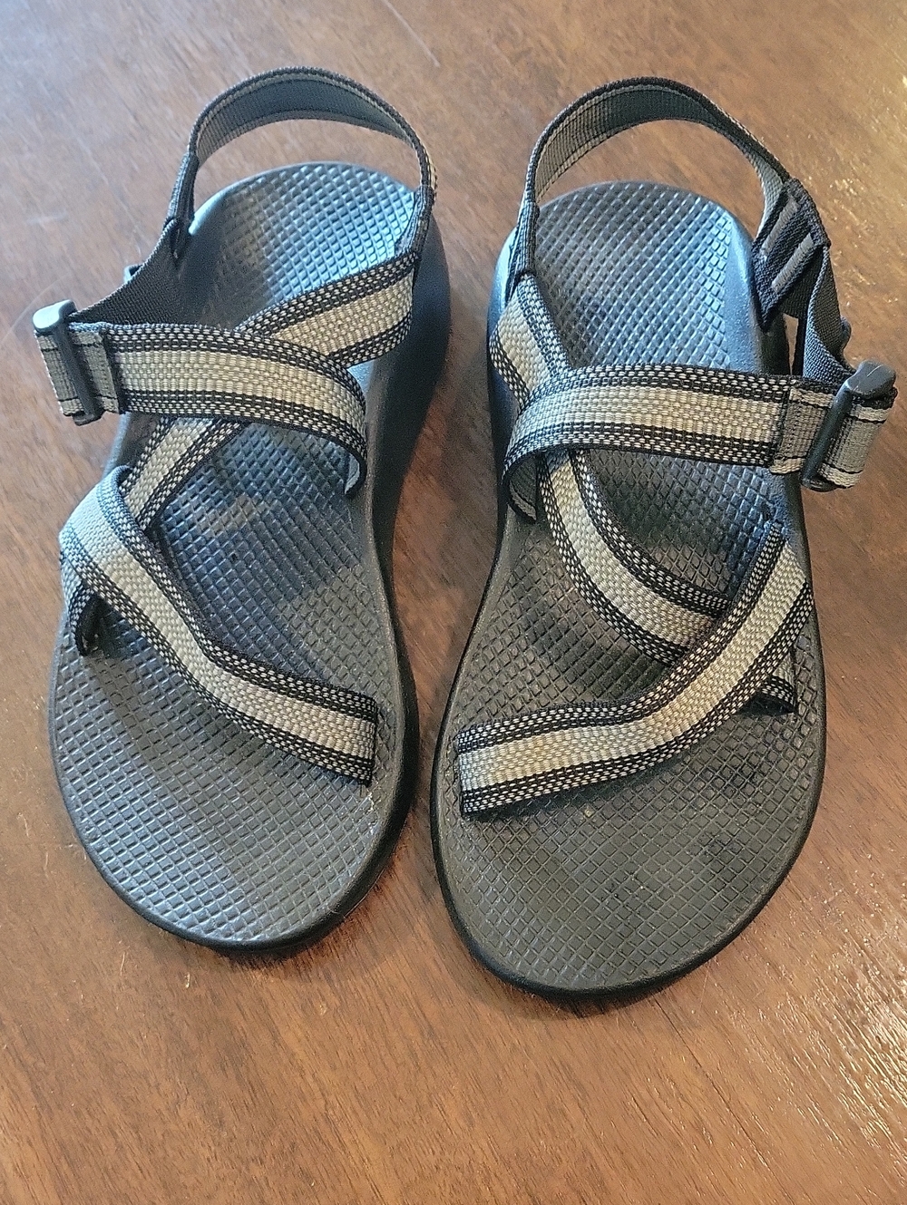 Chaco Z1 Classic Outdoor Sport Sandals  Black/Gray